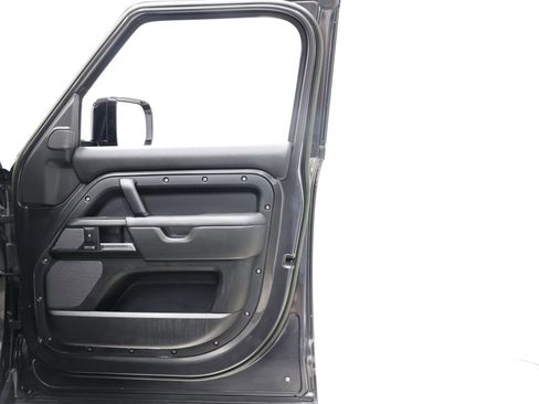 Used 2023 Land Rover Defender 110 Carpathian Edition image 71