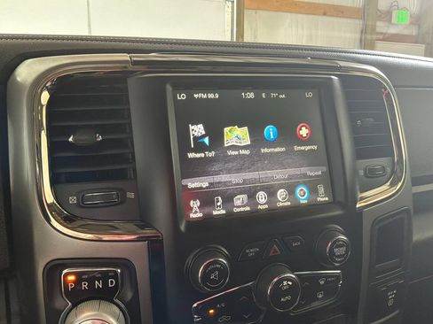 Used 2015 RAM 1500 Sport w/ Black Ram 1500 Sport Group AWD/4WD image 28