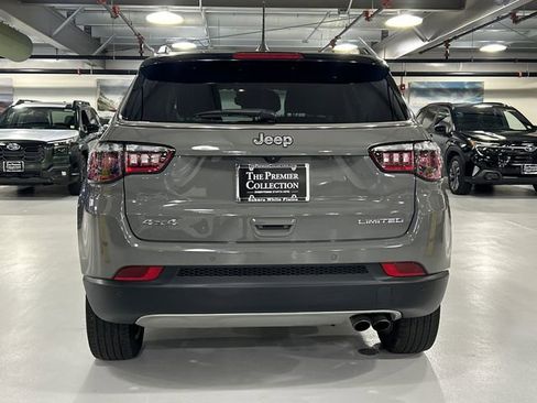Used 2022 Jeep Compass Limited AWD/4WD image 3
