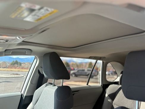 Used 2019 Toyota RAV4 XLE w/ Convenience Package image 14