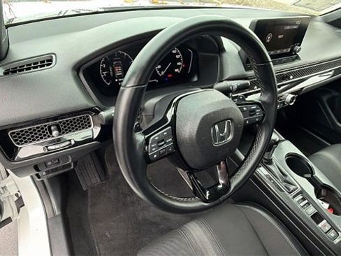 Used 2023 Honda Civic Sport image 29