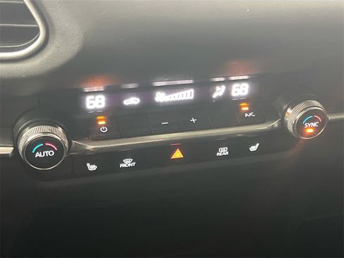 Used 2021 MAZDA CX-30 AWD 2.5 S w/ Premium Package image 15