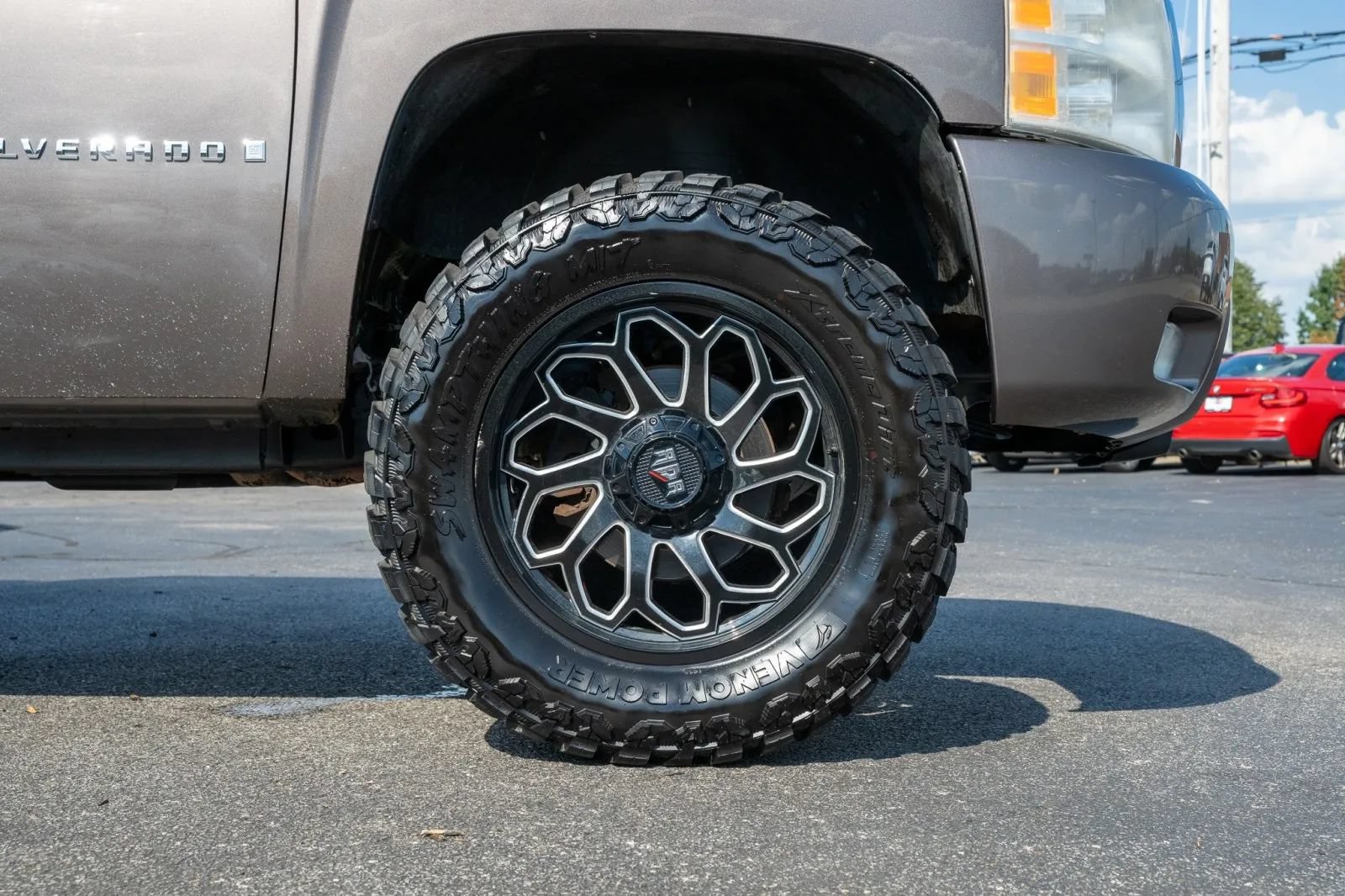 Used 2007 Chevrolet Silverado 1500 LT w/ 1LT Convenience Package AWD/4WD image 16