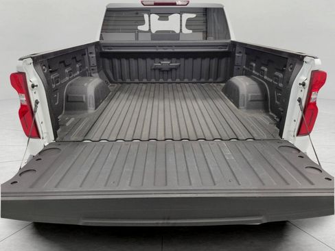 Used 2024 Chevrolet Silverado 1500 LTZ w/ LTZ Premium Package AWD/4WD image 15