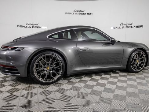 Used 2021 Porsche 911 Carrera image 4