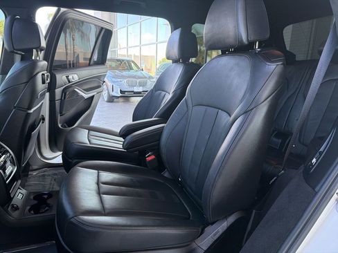 Used 2021 BMW X7 xDrive40i w/ M Sport Package image 13