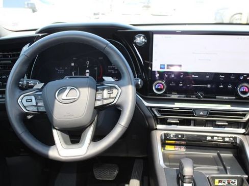 Certified 2025 Lexus TX 350 FWD w/ Technology Package image 15