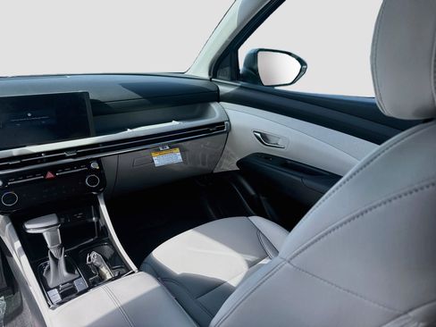 New 2026 Hyundai Tucson SEL FWD image 16
