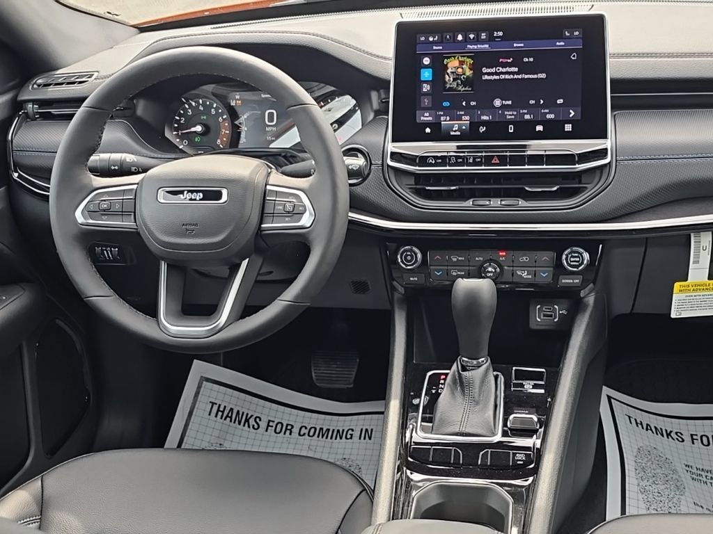 New 2026 Jeep Compass Latitude AWD/4WD image 21