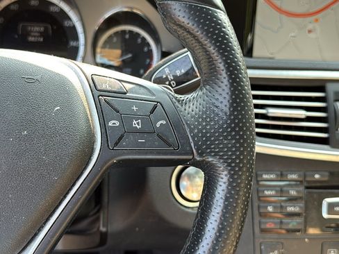 Used 2013 Mercedes-Benz E 350 4MATIC Sedan image 15