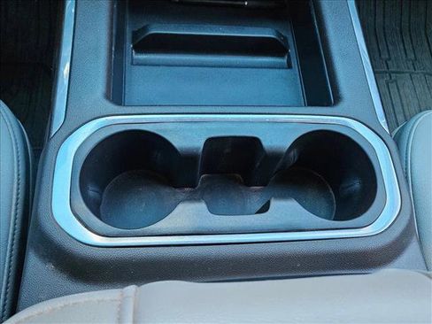 Used 2023 GMC Sierra 3500 SLT w/ SLT Convenience Package image 12