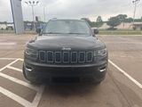 Used 2019 Jeep Grand Cherokee Laredo w/ Security & Convenience Group image 2