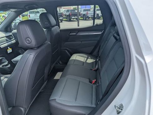 New 2027 GMC Terrain AT4 w/ Convenience Package III AWD/4WD image 9