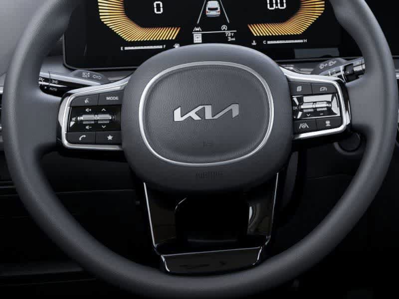 Certified 2025 Kia Sorento LX FWD image 22