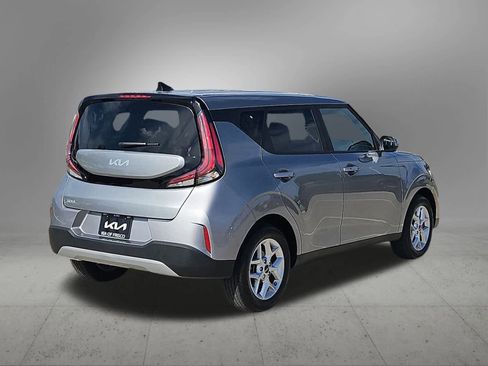 Certified 2025 Kia Soul S image 6