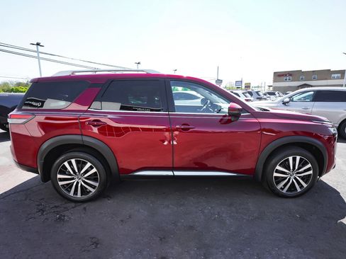 Used 2023 Nissan Pathfinder Platinum AWD/4WD image 51