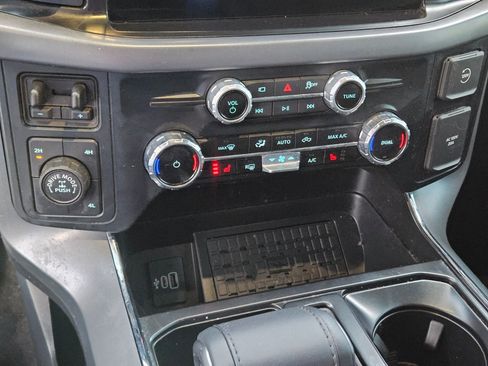 Used 2025 Ford F150 XLT w/ Equipment Group 302A MID image 28