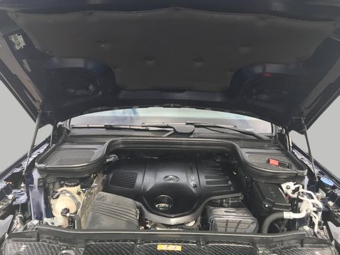Used 2021 Mercedes-Benz GLS 450 4MATIC image 8