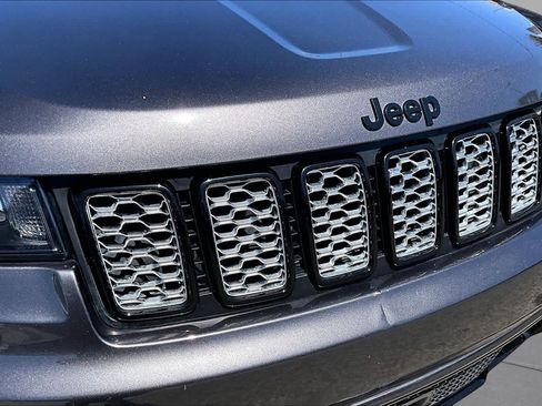 Used 2021 Jeep Grand Cherokee Laredo X AWD/4WD image 33