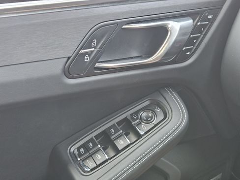 Certified 2024 Porsche Macan GTS image 23