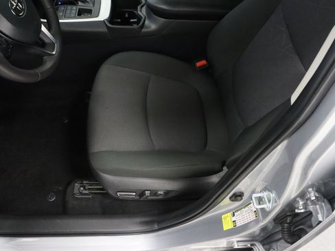 Used 2024 Toyota RAV4 XLE w/ Convenience Package AWD/4WD image 15