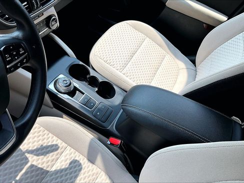 Certified 2020 Ford Escape SE AWD/4WD image 14