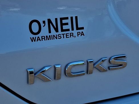 Certified 2023 Nissan Kicks SR w/ SR Premium Package FWD image 31