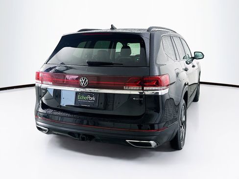Used 2025 Volkswagen Atlas SE image 9