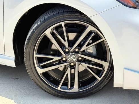 Used 2025 Toyota Camry XSE FWD image 2