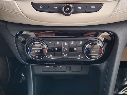 Used 2023 Buick Encore GX Select image 20