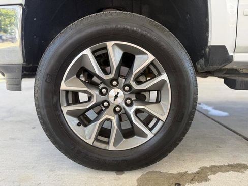 Used 2015 Chevrolet Silverado 1500 LT w/ All Star Edition image 12
