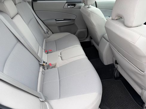 Used 2013 Subaru Forester 2.5X Premium w/ All-Weather Plus Pkg image 19