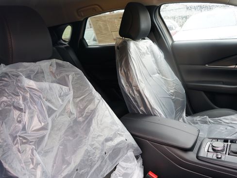 New 2026 MAZDA CX-30 AWD 2.5 S w/ Select Sport Pkg image 24