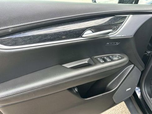 Used 2023 Cadillac XT5 Premium Luxury FWD image 15