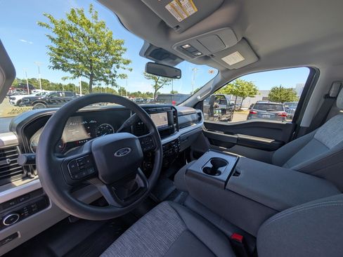 Certified 2023 Ford F250 XLT w/ FX4 Off-Road Package AWD/4WD image 14