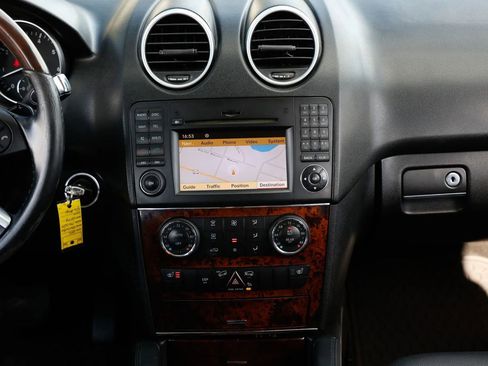 Used 2011 Mercedes-Benz ML 350 4MATIC image 25