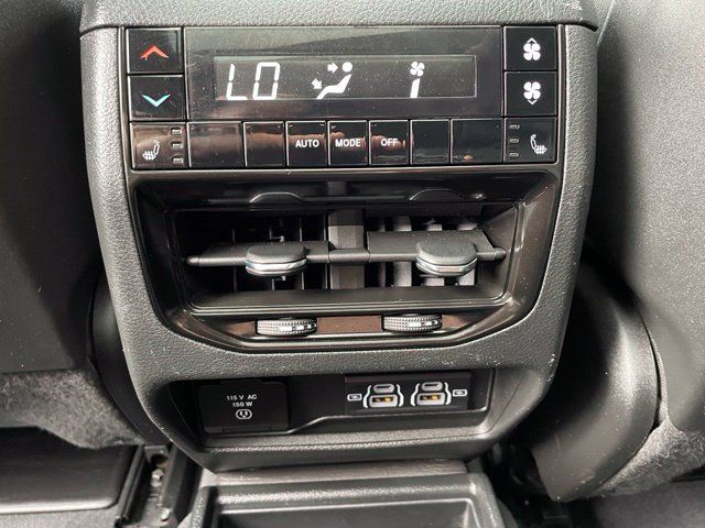 Used 2023 Jeep Grand Cherokee L Limited AWD/4WD image 26