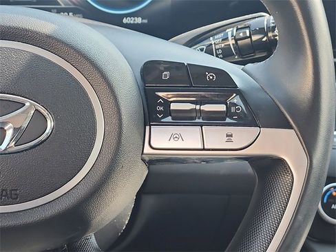 Certified 2023 Hyundai Elantra Limited image 15
