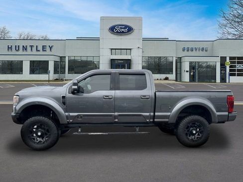 Used 2021 Ford F250 Lariat w/ Lariat Ultimate Package AWD/4WD image 6