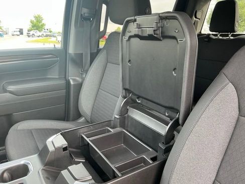 Used 2023 Chevrolet Silverado 1500 RST AWD/4WD image 31