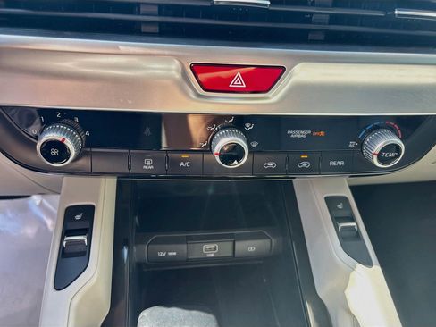 Used 2021 Kia Telluride S AWD/4WD image 15