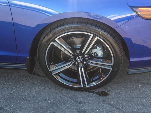 Used 2023 Honda Accord Sport image 12