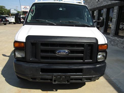 Used 2013 Ford E-250 and Econoline 250 w/ PWR Group image 3