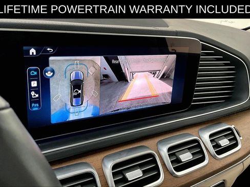 Used 2025 Mercedes-Benz GLS 450 4MATIC image 29