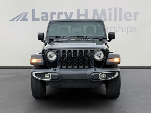 Used 2020 Jeep Gladiator Sport w/ Quick Order Package 24S AWD/4WD image 4