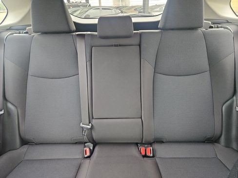 Used 2023 Toyota RAV4 LE AWD/4WD image 17