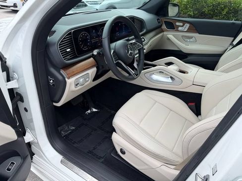 Used 2025 Mercedes-Benz GLE 350 4MATIC image 12