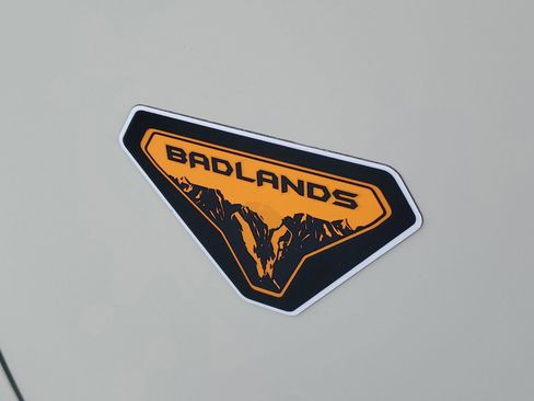 Used 2025 Ford Bronco Sport Badlands AWD/4WD image 8