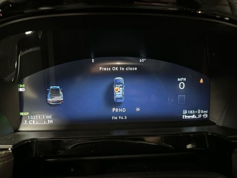 Used 2025 Lincoln Corsair Grand Touring w/ Equipment Group 301A AWD/4WD image 10