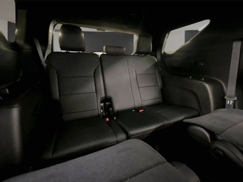 Used 2025 Chevrolet Traverse Z71 w/ Enhanced Driving Package image 24